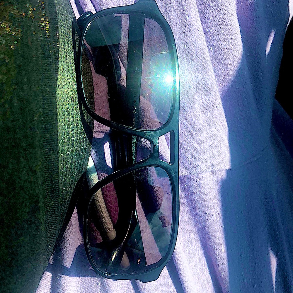 Burberry Francis style Sunglasses